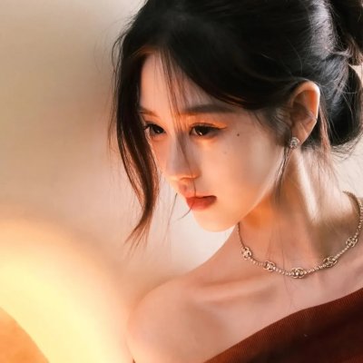 格洛丽亚在路上