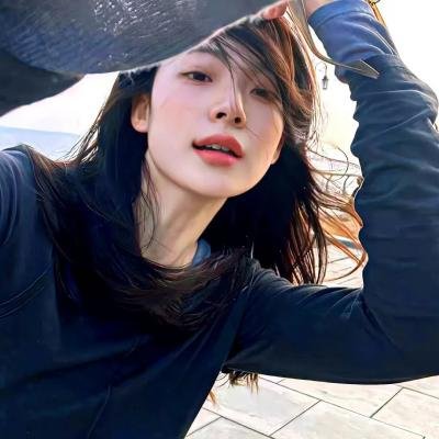 巨蛇闯女校